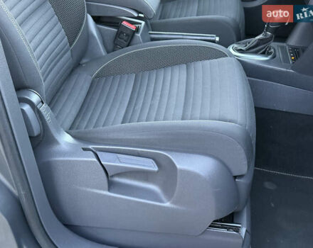 Серый Фольксваген Туран, объемом двигателя 1.6 л и пробегом 189 тыс. км за 11950 $, фото 35 на Automoto.ua