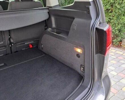 Сірий Фольксваген Туран, об'ємом двигуна 1.6 л та пробігом 244 тис. км за 11400 $, фото 15 на Automoto.ua