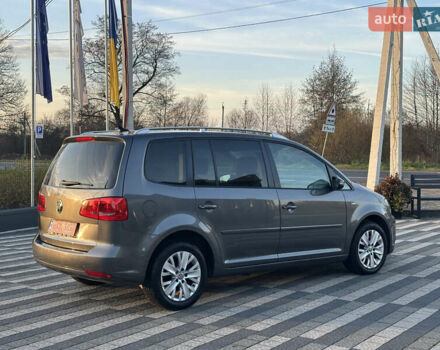 Серый Фольксваген Туран, объемом двигателя 2 л и пробегом 253 тыс. км за 12700 $, фото 29 на Automoto.ua