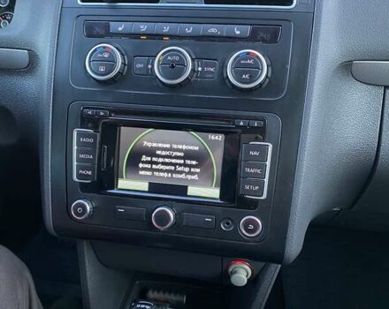 Серый Фольксваген Туран, объемом двигателя 1.6 л и пробегом 258 тыс. км за 10900 $, фото 30 на Automoto.ua