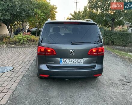 Сірий Фольксваген Туран, об'ємом двигуна 1.6 л та пробігом 252 тис. км за 10900 $, фото 6 на Automoto.ua