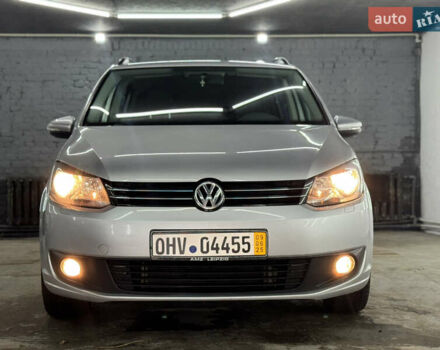 Серый Фольксваген Туран, объемом двигателя 0 л и пробегом 256 тыс. км за 11190 $, фото 5 на Automoto.ua