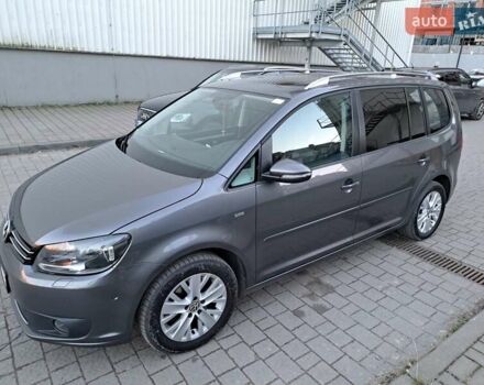 Серый Фольксваген Туран, объемом двигателя 1.6 л и пробегом 238 тыс. км за 14450 $, фото 5 на Automoto.ua