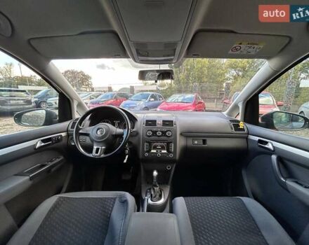 Серый Фольксваген Туран, объемом двигателя 1.6 л и пробегом 267 тыс. км за 11200 $, фото 29 на Automoto.ua