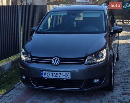 Сірий Фольксваген Туран, об'ємом двигуна 1.97 л та пробігом 268 тис. км за 13500 $, фото 3 на Automoto.ua