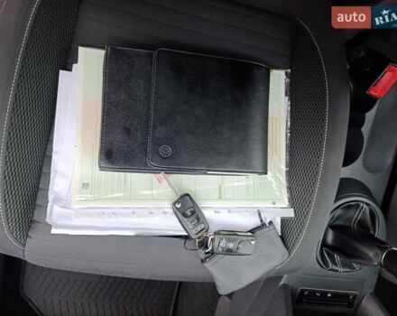 Сірий Фольксваген Туран, об'ємом двигуна 1.6 л та пробігом 228 тис. км за 11700 $, фото 103 на Automoto.ua