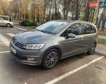 Серый Фольксваген Туран, объемом двигателя 1.97 л и пробегом 255 тыс. км за 15700 $, фото 5 на Automoto.ua