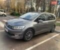 Серый Фольксваген Туран, объемом двигателя 1.97 л и пробегом 255 тыс. км за 15700 $, фото 5 на Automoto.ua