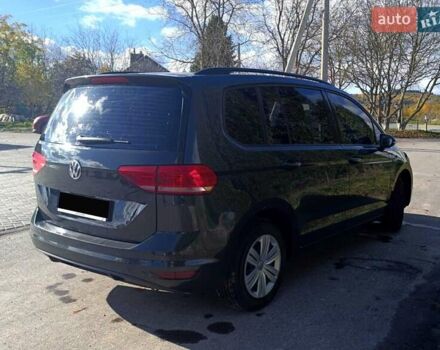 Серый Фольксваген Туран, объемом двигателя 1.6 л и пробегом 210 тыс. км за 13500 $, фото 4 на Automoto.ua