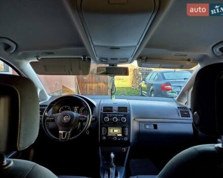Сірий Фольксваген Туран, об'ємом двигуна 1.97 л та пробігом 268 тис. км за 13500 $, фото 32 на Automoto.ua