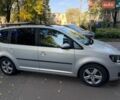 Сірий Фольксваген Туран, об'ємом двигуна 1.6 л та пробігом 333 тис. км за 10900 $, фото 1 на Automoto.ua