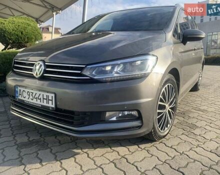 Серый Фольксваген Туран, объемом двигателя 1.97 л и пробегом 255 тыс. км за 15700 $, фото 2 на Automoto.ua