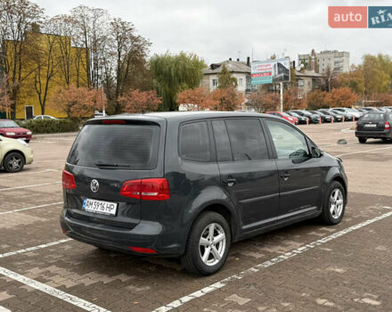 Сірий Фольксваген Туран, об'ємом двигуна 2 л та пробігом 342 тис. км за 9600 $, фото 1 на Automoto.ua