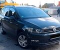 Серый Фольксваген Туран, объемом двигателя 1.6 л и пробегом 210 тыс. км за 13500 $, фото 1 на Automoto.ua