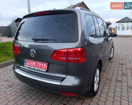 Сірий Фольксваген Туран, об'ємом двигуна 1.6 л та пробігом 228 тис. км за 11700 $, фото 70 на Automoto.ua