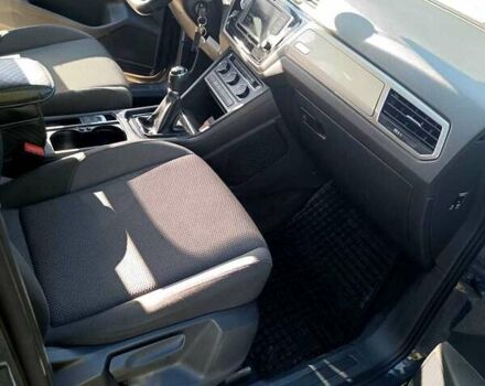 Серый Фольксваген Туран, объемом двигателя 1.6 л и пробегом 210 тыс. км за 13500 $, фото 8 на Automoto.ua