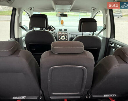 Серый Фольксваген Туран, объемом двигателя 1.6 л и пробегом 230 тыс. км за 13300 $, фото 15 на Automoto.ua