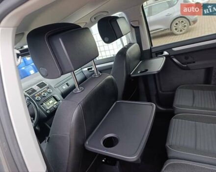 Сірий Фольксваген Туран, об'ємом двигуна 1.6 л та пробігом 228 тис. км за 11700 $, фото 90 на Automoto.ua