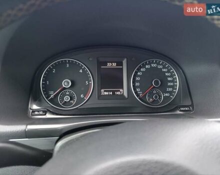 Сірий Фольксваген Туран, об'ємом двигуна 1.6 л та пробігом 228 тис. км за 11700 $, фото 74 на Automoto.ua