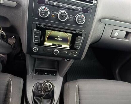 Сірий Фольксваген Туран, об'ємом двигуна 1.6 л та пробігом 228 тис. км за 11700 $, фото 80 на Automoto.ua