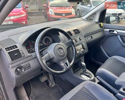 Серый Фольксваген Туран, объемом двигателя 1.6 л и пробегом 267 тыс. км за 11200 $, фото 14 на Automoto.ua