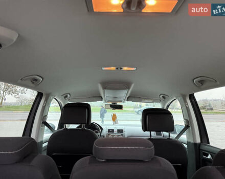 Серый Фольксваген Туран, объемом двигателя 1.6 л и пробегом 230 тыс. км за 13300 $, фото 45 на Automoto.ua