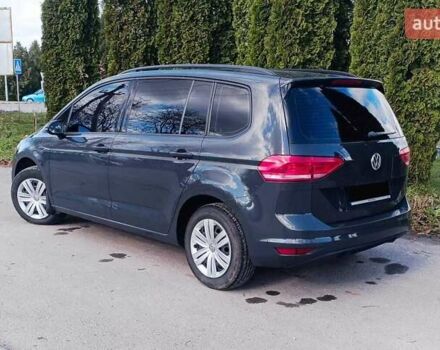 Серый Фольксваген Туран, объемом двигателя 1.6 л и пробегом 210 тыс. км за 13500 $, фото 5 на Automoto.ua