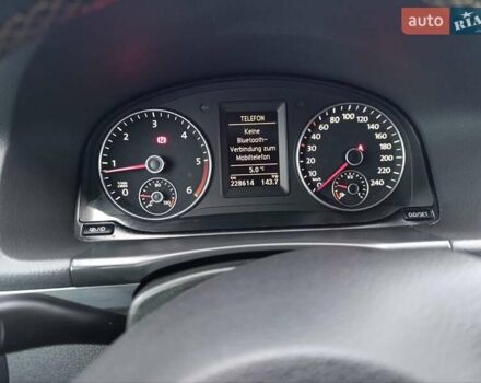 Сірий Фольксваген Туран, об'ємом двигуна 1.6 л та пробігом 228 тис. км за 11700 $, фото 75 на Automoto.ua