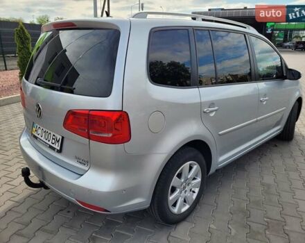 Серый Фольксваген Туран, объемом двигателя 2 л и пробегом 260 тыс. км за 14700 $, фото 5 на Automoto.ua