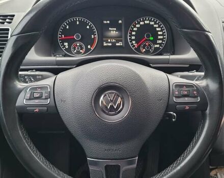 Серый Фольксваген Туран, объемом двигателя 2 л и пробегом 260 тыс. км за 14500 $, фото 14 на Automoto.ua