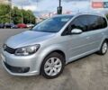 Серый Фольксваген Туран, объемом двигателя 2 л и пробегом 260 тыс. км за 14700 $, фото 4 на Automoto.ua