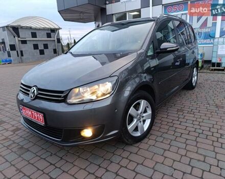 Сірий Фольксваген Туран, об'ємом двигуна 1.6 л та пробігом 228 тис. км за 11700 $, фото 2 на Automoto.ua