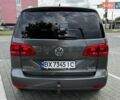 Сірий Фольксваген Туран, об'ємом двигуна 2 л та пробігом 255 тис. км за 14999 $, фото 10 на Automoto.ua