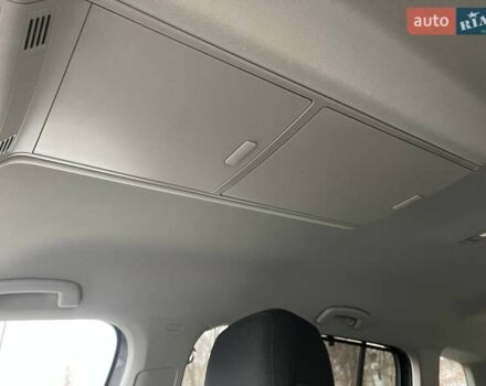 Серый Фольксваген Туран, объемом двигателя 1.97 л и пробегом 280 тыс. км за 14400 $, фото 40 на Automoto.ua