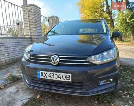 Серый Фольксваген Туран, объемом двигателя 1.6 л и пробегом 240 тыс. км за 14950 $, фото 5 на Automoto.ua