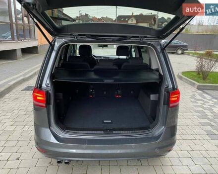 Серый Фольксваген Туран, объемом двигателя 1.97 л и пробегом 198 тыс. км за 20300 $, фото 62 на Automoto.ua