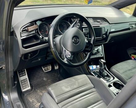 Сірий Фольксваген Туран, об'ємом двигуна 2 л та пробігом 279 тис. км за 18300 $, фото 5 на Automoto.ua