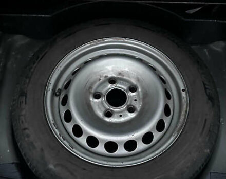 Сірий Фольксваген Туран, об'ємом двигуна 1.97 л та пробігом 317 тис. км за 15200 $, фото 26 на Automoto.ua