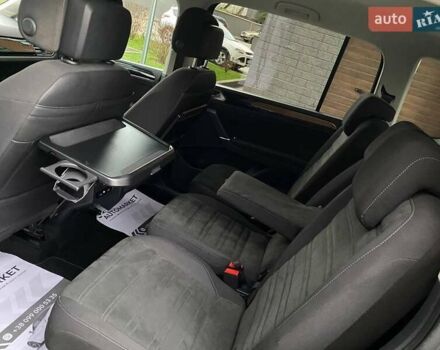 Серый Фольксваген Туран, объемом двигателя 1.97 л и пробегом 198 тыс. км за 20300 $, фото 61 на Automoto.ua