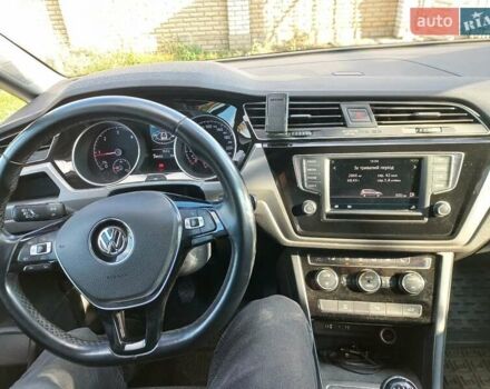 Серый Фольксваген Туран, объемом двигателя 1.6 л и пробегом 240 тыс. км за 14950 $, фото 7 на Automoto.ua