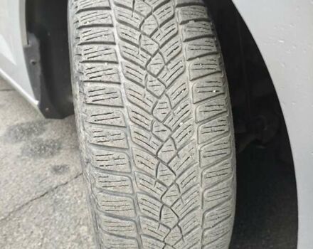 Серый Фольксваген Туран, объемом двигателя 1.6 л и пробегом 302 тыс. км за 13550 $, фото 50 на Automoto.ua