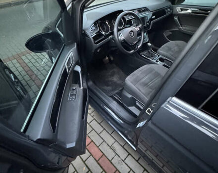 Сірий Фольксваген Туран, об'ємом двигуна 1.97 л та пробігом 268 тис. км за 16500 $, фото 23 на Automoto.ua