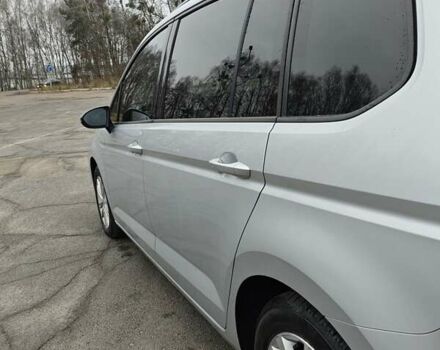 Серый Фольксваген Туран, объемом двигателя 1.6 л и пробегом 302 тыс. км за 13550 $, фото 6 на Automoto.ua