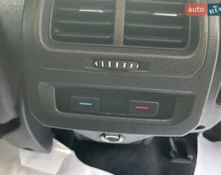 Серый Фольксваген Туран, объемом двигателя 1.97 л и пробегом 280 тыс. км за 14400 $, фото 48 на Automoto.ua