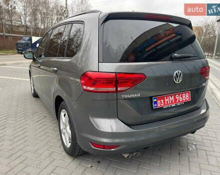 Серый Фольксваген Туран, объемом двигателя 1.97 л и пробегом 280 тыс. км за 14400 $, фото 6 на Automoto.ua