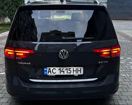 Сірий Фольксваген Туран, об'ємом двигуна 1.97 л та пробігом 317 тис. км за 15200 $, фото 4 на Automoto.ua