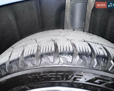 Сірий Фольксваген Туран, об'ємом двигуна 1.97 л та пробігом 317 тис. км за 15200 $, фото 30 на Automoto.ua