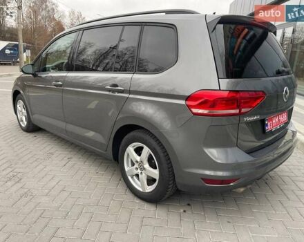 Серый Фольксваген Туран, объемом двигателя 1.97 л и пробегом 280 тыс. км за 14400 $, фото 4 на Automoto.ua