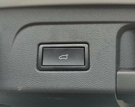 Серый Фольксваген Туран, объемом двигателя 1.6 л и пробегом 302 тыс. км за 13550 $, фото 26 на Automoto.ua