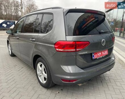 Серый Фольксваген Туран, объемом двигателя 1.97 л и пробегом 280 тыс. км за 14400 $, фото 5 на Automoto.ua
